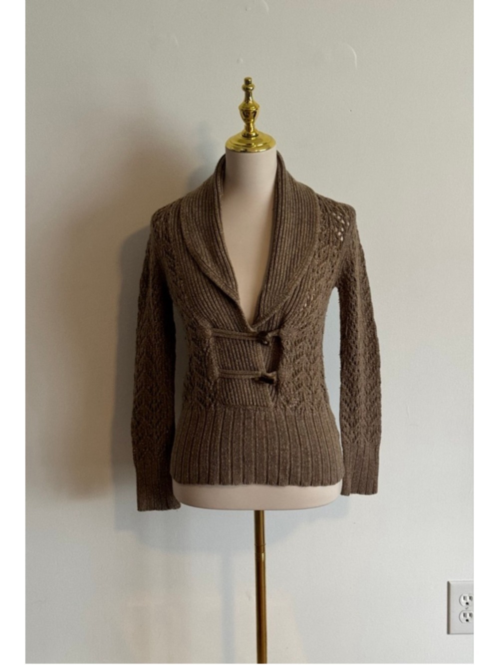Women's Old Navy Brown V-Neck Sweater M